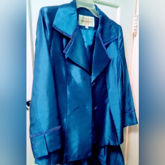 3 piece blue suit with sequins on collar - Picture 2 of 2